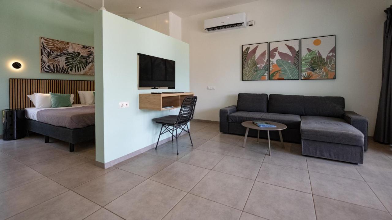 Blue Bay Lodges Willemstad Exterior photo